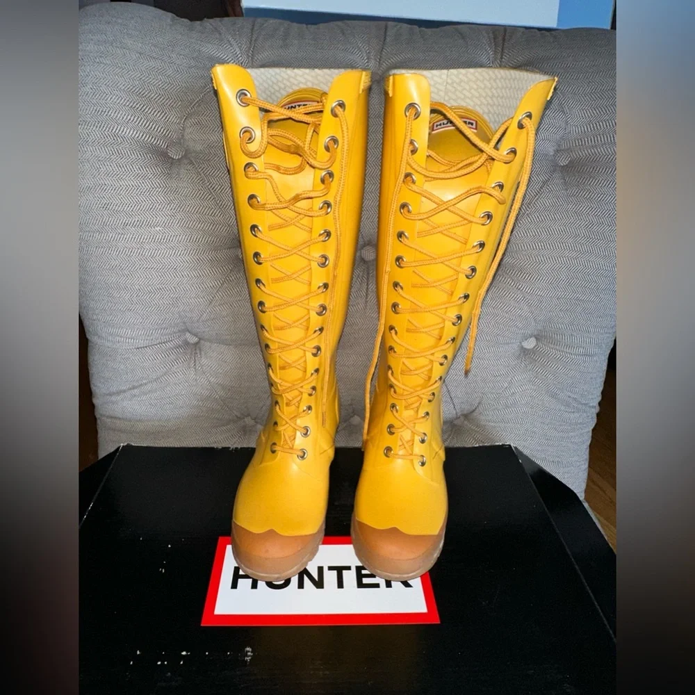 Yellow Hunter Boots Original Wellington Wellies Rain Snow Size 6 - In Box - Picture 3 of 6